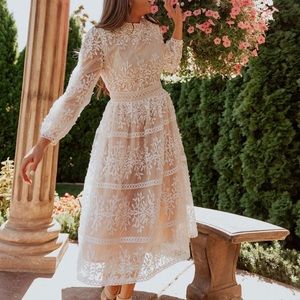 Ivy City Sicily Dress-Champagne Lining